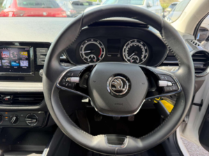 2023 Skoda Fabia 1.0 Mpi Se Comfort Euro 6 (s/s) 5dr in White — image 4