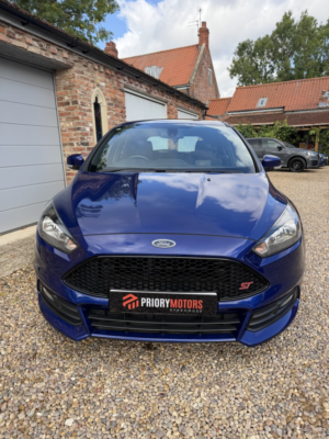 2015 Ford Focus 2.0 Tdci St-1 in Blue — image 6