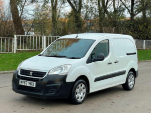 2017 Peugeot Partner 1.6 Bluehdi 854 Professional L1 5dr in White — image 5