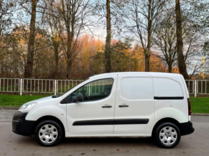 2017 Peugeot Partner 1.6 Bluehdi 854 Professional L1 5dr in White — image 6