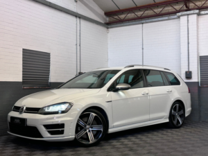 2015 Volkswagen Golf 2.0 Tsi Bluemotion Tech R Estate 5dr Petrol DSG 4motion Euro 6 (s/s) (300 Ps) in White — image 4