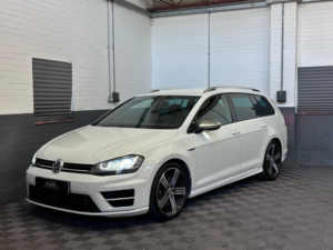 2015 Volkswagen Golf 2.0 Tsi Bluemotion Tech R Estate 5dr Petrol DSG 4motion Euro 6 (s/s) (300 Ps) in White — image 6