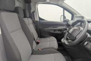 2019 Peugeot Partner 1.5 Bluehdi 1000 Professional Standard Panel Van 5dr Diesel Manual Swb Euro 6 (s/s) (100 Bhp) in White — image 3