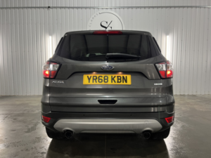 2018 Ford Kuga 1.5 T Ecoboost Titanium in Grey — image 3