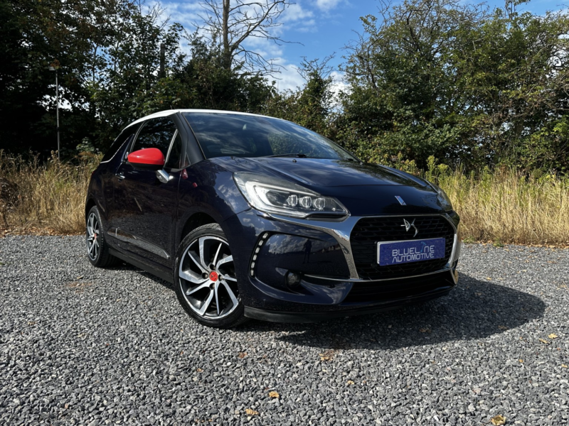 2017 Ds Automobiles Ds 3 1.6 Bluehdi Ines De La Fressange in Blue — image 1