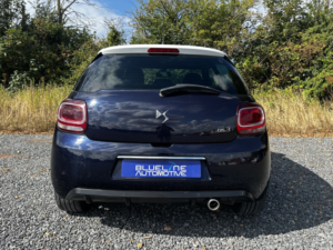 2017 Ds Automobiles Ds 3 1.6 Bluehdi Ines De La Fressange in Blue — image 4