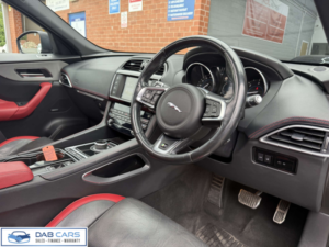 2016 Jaguar F-Pace 3.0 F-Pace V6 S AWD D Auto 4WD 5dr in Grey — image 4