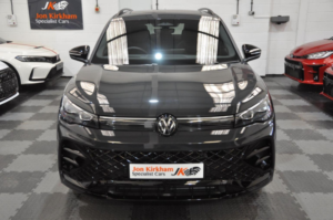 2026 Volkswagen Tiguan 2.0 Tdi Black Edition DSG Euro 6 (s/s) 5dr in Grey — image 2