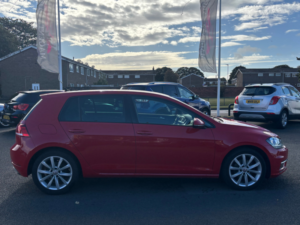 2018 Volkswagen Golf 1.6 Tdi Gt Hatchback 5dr Diesel Manual Euro 6 (s/s) (115 Ps) in Red — image 2