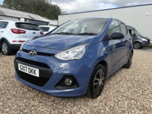 2017 Hyundai I10 1.0 I10 S 1.0 (beige Int) in Blue — image 5