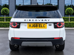 2018 Land Rover Discovery Sport 2.0 Td4 Hse Auto 4WD Euro 6 (s/s) 5dr in White — image 6