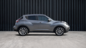 2017 Nissan Juke 1.2 Dig-T Tekna SUV 5dr Petrol Manual Euro 6 (s/s) (115 Ps) in Grey — image 5