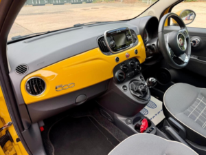 2017 Fiat 500 0.9 Twinair Lounge Euro 6 (s/s) 3dr in Yellow — image 5