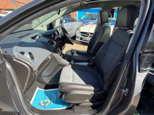 2011 Vauxhall Meriva 1.4 16v Se Euro 5 5dr in Grey — image 4