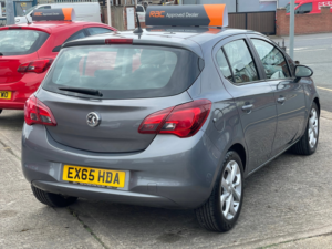 2015 Vauxhall Corsa 1.2i Excite Hatchback 5dr Petrol Manual Euro 6 (a/c) (70 Ps) in Grey — image 4