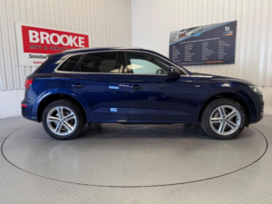 2017 Audi Q5 2.0 Tdi S Line S Tronic Quattro Euro 6 (s/s) 5dr in Blue — image 3