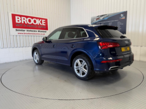 2017 Audi Q5 2.0 Tdi S Line S Tronic Quattro Euro 6 (s/s) 5dr in Blue — image 6