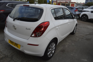 2015 Hyundai I20 1.2 Active in White — image 2