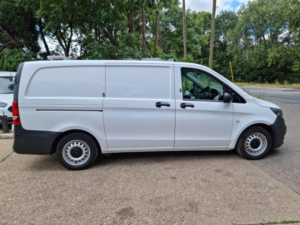 2021 Mercedes-Benz Vito 1.7 114 Cdi Progressive Fwd L2 Euro 6 (s/s) 5dr (lwb) in White — image 2