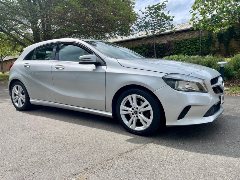 2017 Mercedes-Benz A-Class 1.6 A180 Sport Hatchback 5dr Petrol 7g-Dct Euro 6 (s/s) (122 Ps) in Silver — image 1