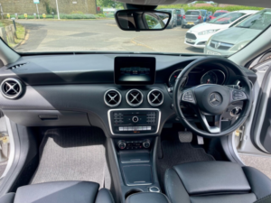 2017 Mercedes-Benz A-Class 1.6 A180 Sport Hatchback 5dr Petrol 7g-Dct Euro 6 (s/s) (122 Ps) in Silver — image 5