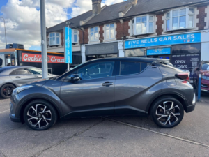 2018 Toyota C-Hr 1.8 Vvt-H Dynamic CVT Euro 6 (s/s) 5dr in Grey — image 2