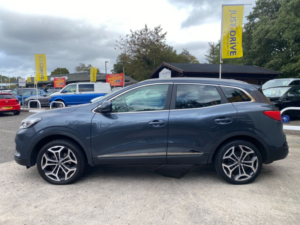 2019 Renault Kadjar 1.3 Tce Gt Line SUV 5dr Petrol Manual Euro 6 (s/s) (140 Ps) in Grey — image 2