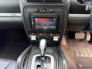 2006 Porsche Cayenne 3.2 V6 Tiptronic S AWD 5dr in Black — image 4