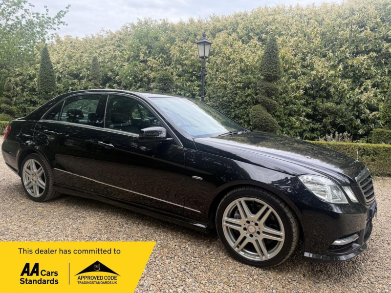 2012 Mercedes-Benz E Class 3.0 E350 Cdi V6 Blueefficiency Sport G-Tronic+ Euro 5 (s/s) 4dr in Black — image 1
