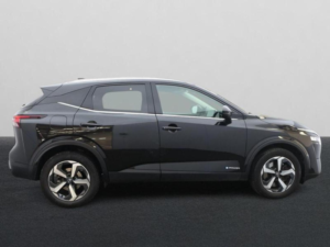 2023 Nissan Qashqai 1.5 H E-Power N-Connecta Auto Euro 6 (s/s) 5dr in Black — image 3