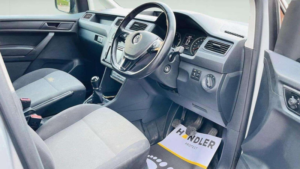 2018 Volkswagen Caddy 1.2 Tsi C20 Bluemotion Tech Startline Swb Euro 6 (s/s) 5dr in Silver — image 4