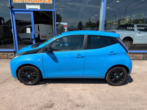 2016 Toyota Aygo 1.0 Vvt-I X-Cite Hatchback 5dr Petrol Manual Euro 6 68 Ps in Blue — image 4