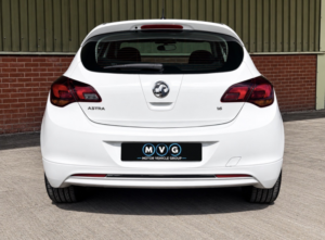 2012 Vauxhall Astra 1.6 16v Sri Vx Line in White — image 4