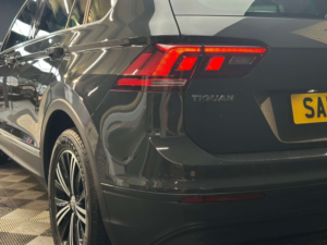 2019 Volkswagen Tiguan 1.5 Tsi Evo Se SUV 5dr Petrol Manual Euro 6 (s/s) (130 Ps) in Grey — image 4