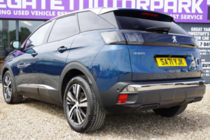 2021 Peugeot 3008 1.5 Bluehdi Allure Euro 6 (s/s) 5dr in Blue — image 2