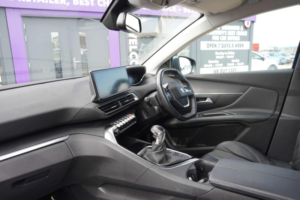 2021 Peugeot 3008 1.5 Bluehdi Allure Euro 6 (s/s) 5dr in Blue — image 3