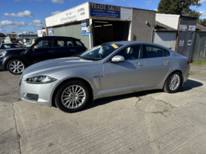 2012 Jaguar Xf 3.0 D V6 Luxury in Silver — image 5