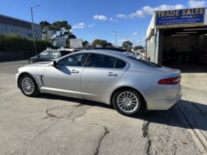 2012 Jaguar Xf 3.0 D V6 Luxury in Silver — image 6
