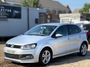 2014 Volkswagen Polo 1.2 Tsi R-Line Euro 5 5dr in Silver — image 4