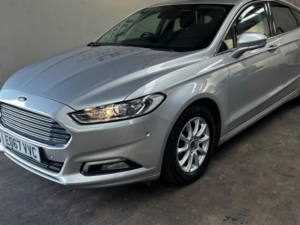 2017 Ford Mondeo 2.0 Tdci Titanium Euro 6 (s/s) 5dr in Silver — image 2