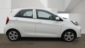 2016 Kia Picanto 1.0 1 Air in White — image 5