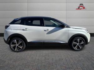 2019 Peugeot 3008 1.5 Bluehdi Allure in White — image 4