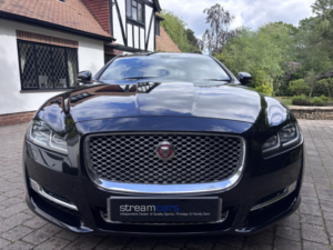 2018 Jaguar Xj 3.0 D V6 Portfolio in Black — image 2