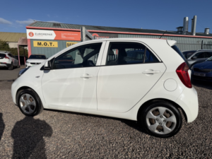 2016 Kia Picanto 1.0 1 Air in White — image 5