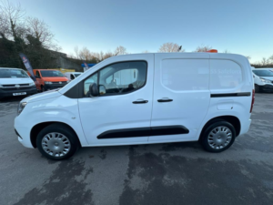 2019 Vauxhall Combo Turbo D Sportive — image 5