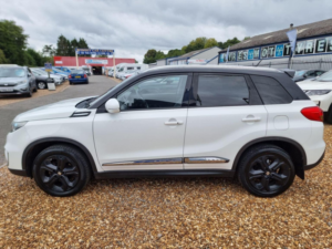 2017 Suzuki Vitara 1.6 Ddis Sz5 Allgrip Euro 6 (s/s) 5dr in White — image 5