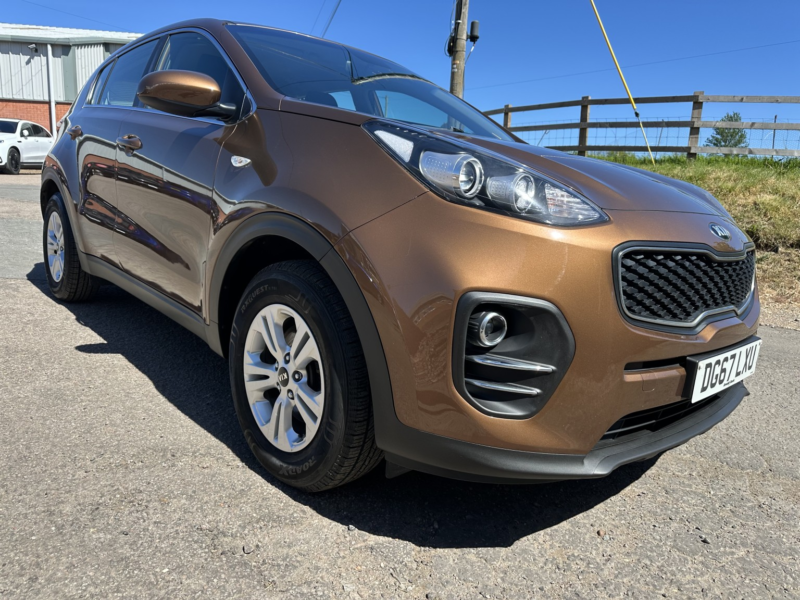 2017 Kia Sportage 1.7 Crdi 1 in Bronze — image 1