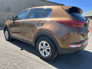 2017 Kia Sportage 1.7 Crdi 1 in Bronze — image 3