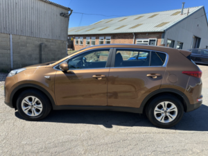 2017 Kia Sportage 1.7 Crdi 1 in Bronze — image 4