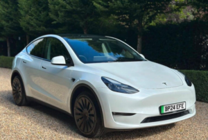 2024 Tesla Model Y (dual Motor) Long Range Auto 4wde 5dr in White — image 2